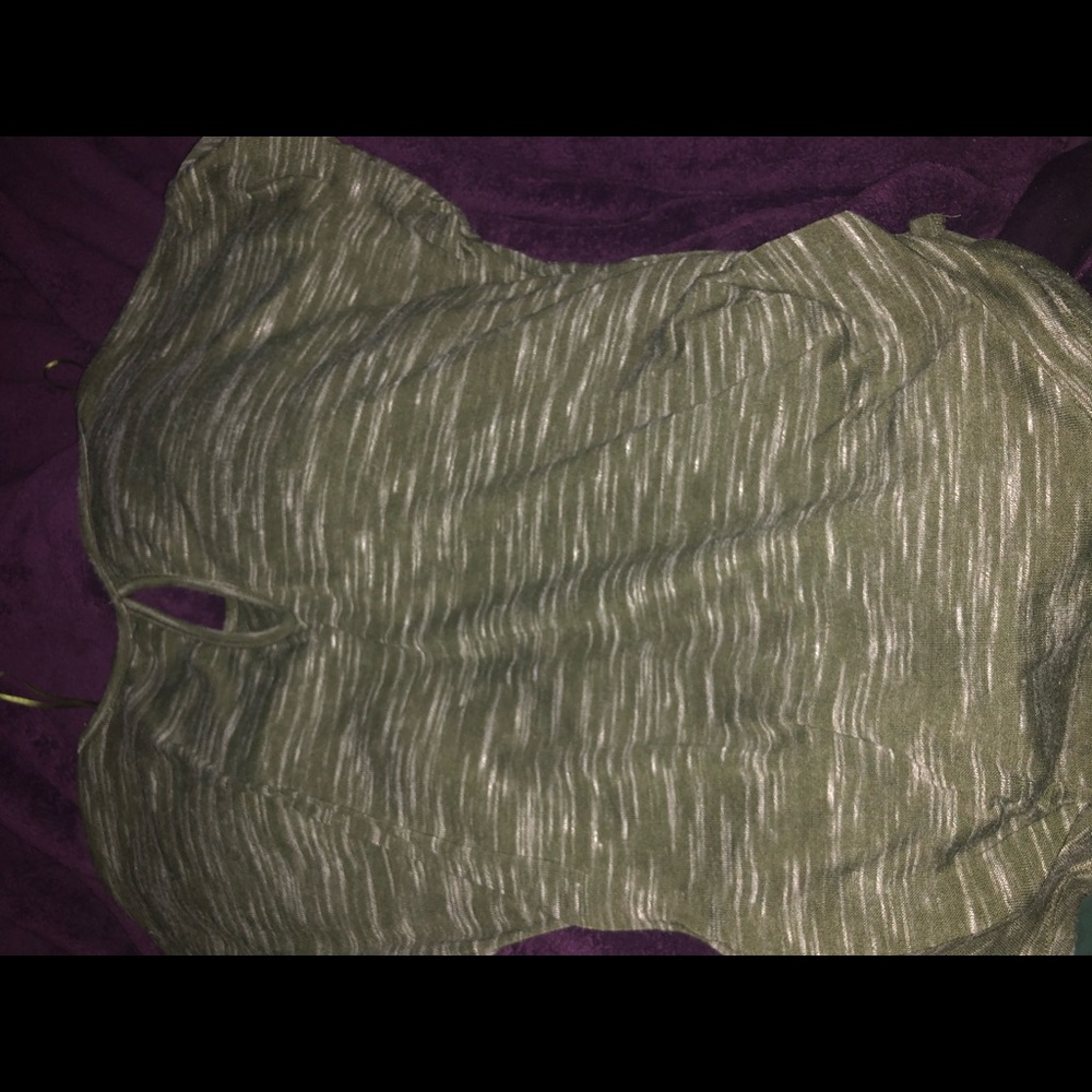 women’s shirt